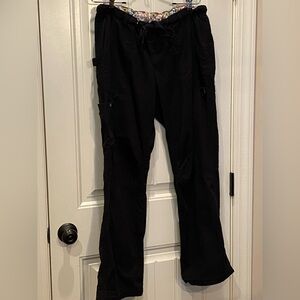 Women’s black Large KOI scubpants cargo style